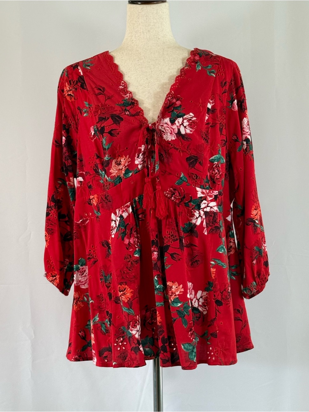 Red Floral Lace-Trim Tie-Front Peasant Tunic Top
